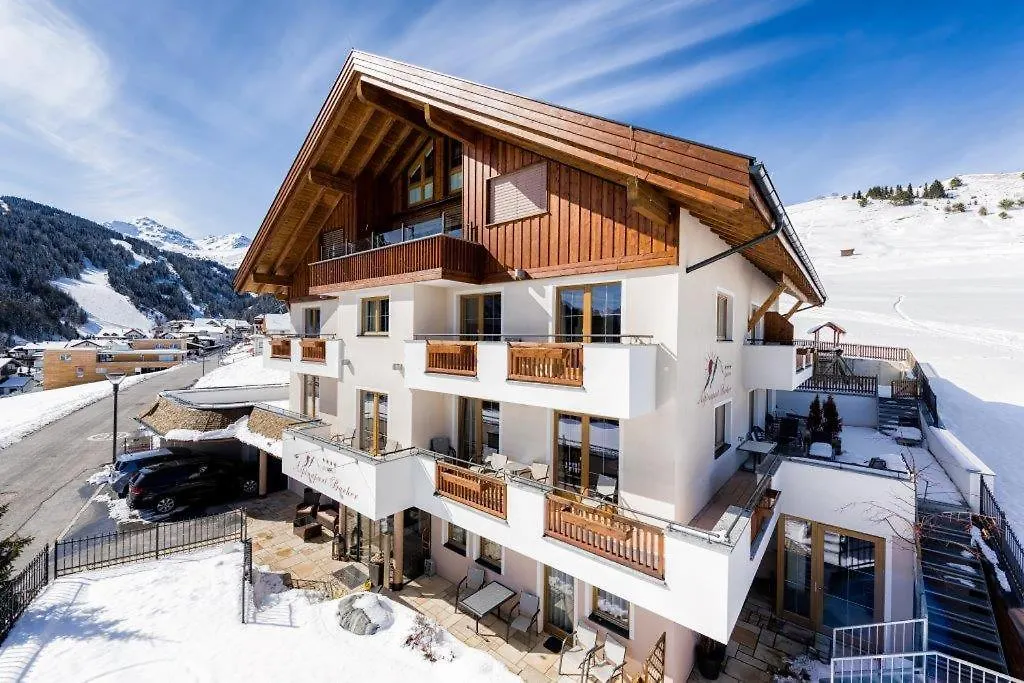 Alpinapart Bacher-1